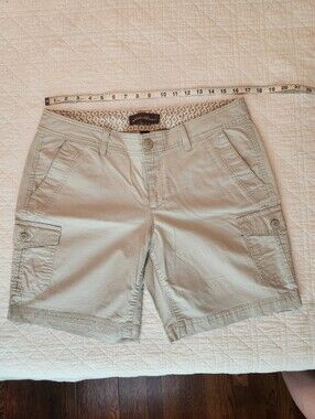 Eddie Bauer Light Khaki Women's Cargo Shorts